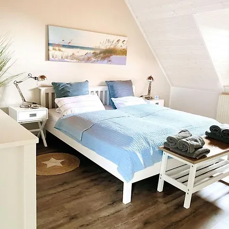 Dom wakacyjny With 3 Bedrooms *